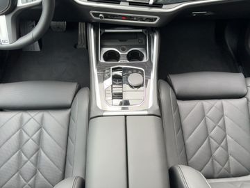 BMW X6 - 11