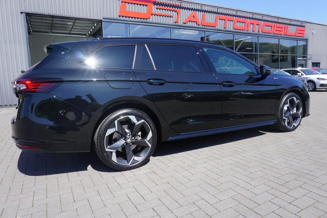 Skoda Superb Combi Sportline 4×4/Pano/19Zoll/AHK/STA