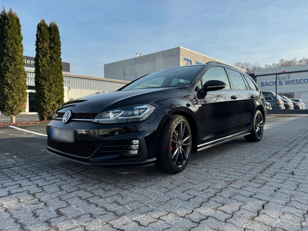 Image of Volkswagen Golf