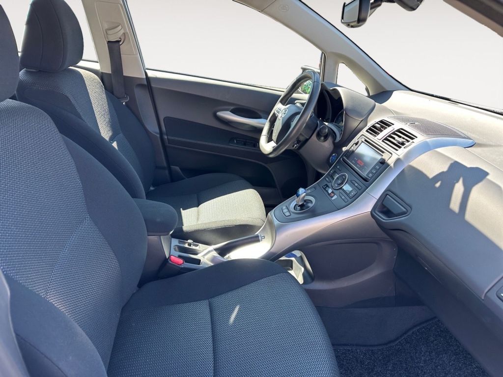 Fahrzeugabbildung Toyota Auris 1.8 Hybrid Executive