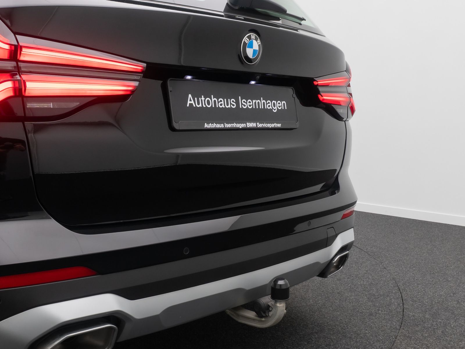 Fahrzeugabbildung BMW X3 xD20d Leder AHK Kamera DAB Sportsitz 18Zoll