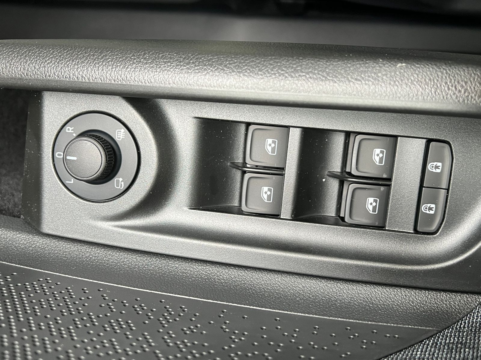 Fahrzeugabbildung SKODA Elroq 60 *AHK, Navi, KESSY*