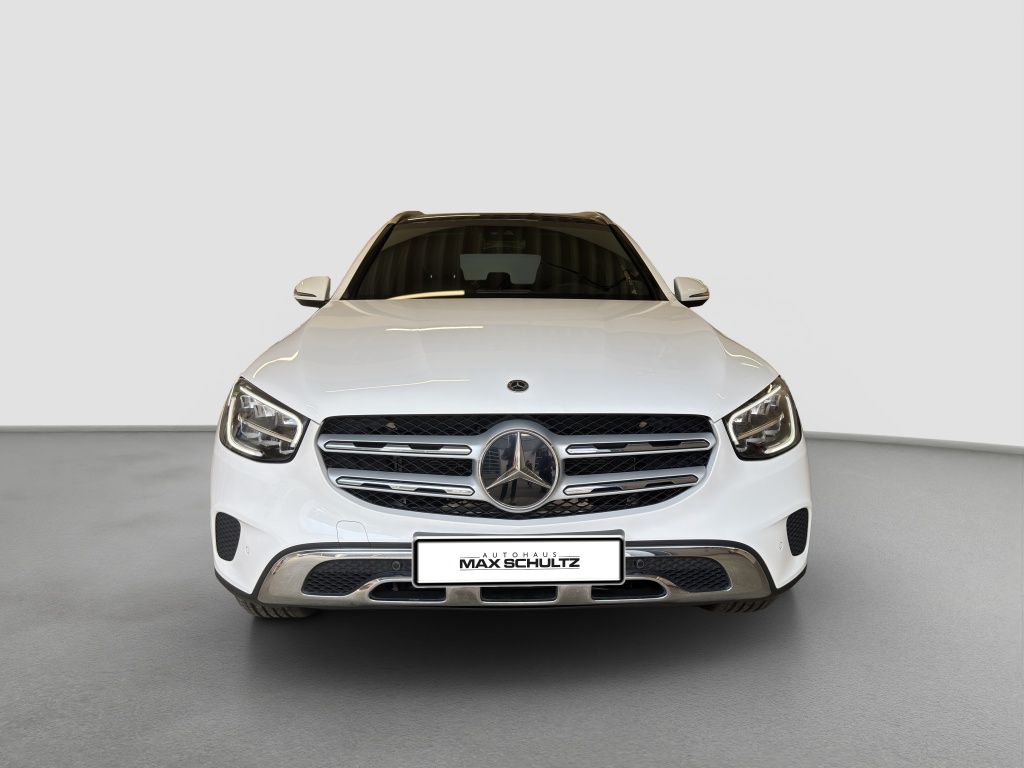 Fahrzeugabbildung Mercedes-Benz GLC 300 e 4MATIC AMG innen*OFF-ROAD aussen*LED