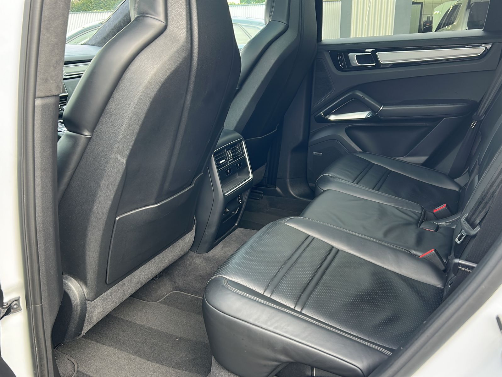 Fahrzeugabbildung Porsche Cayenne Coupe Turbo