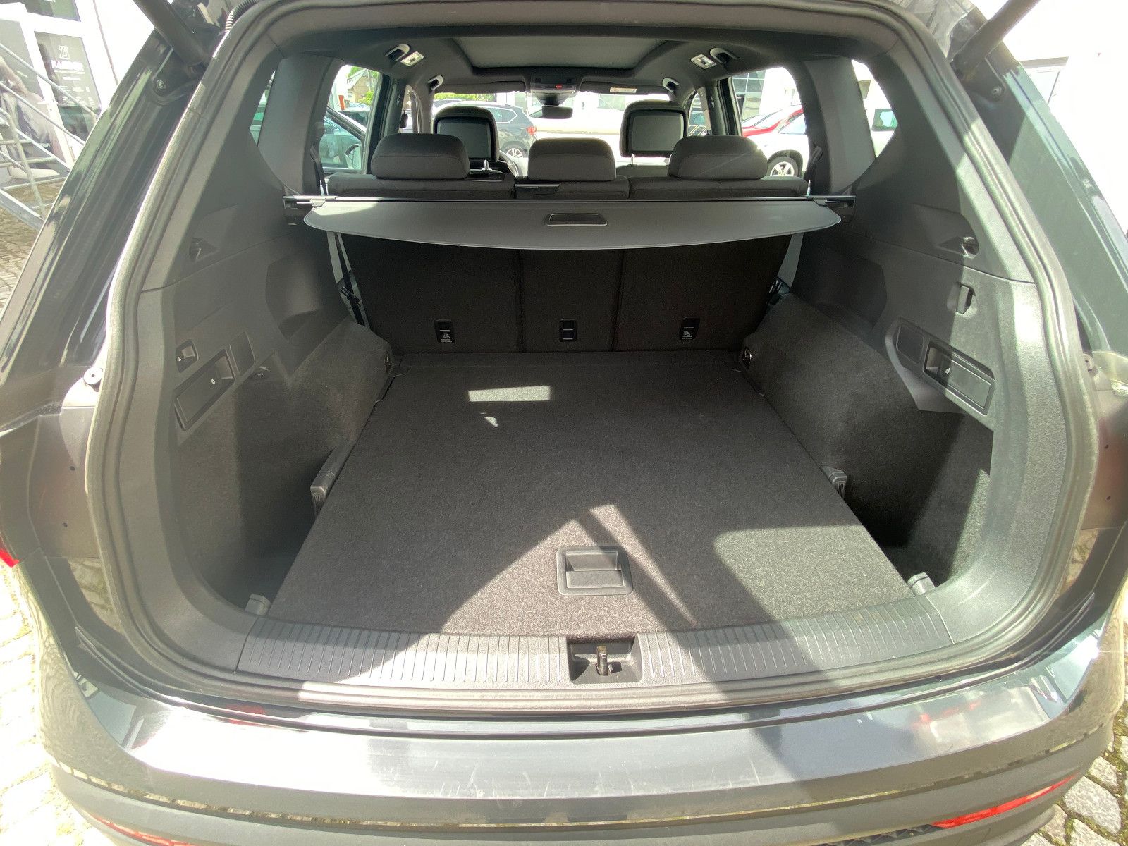 Fahrzeugabbildung SEAT Tarraco 2,0 TDI Style 4Drive *AHZV *Panoramadach