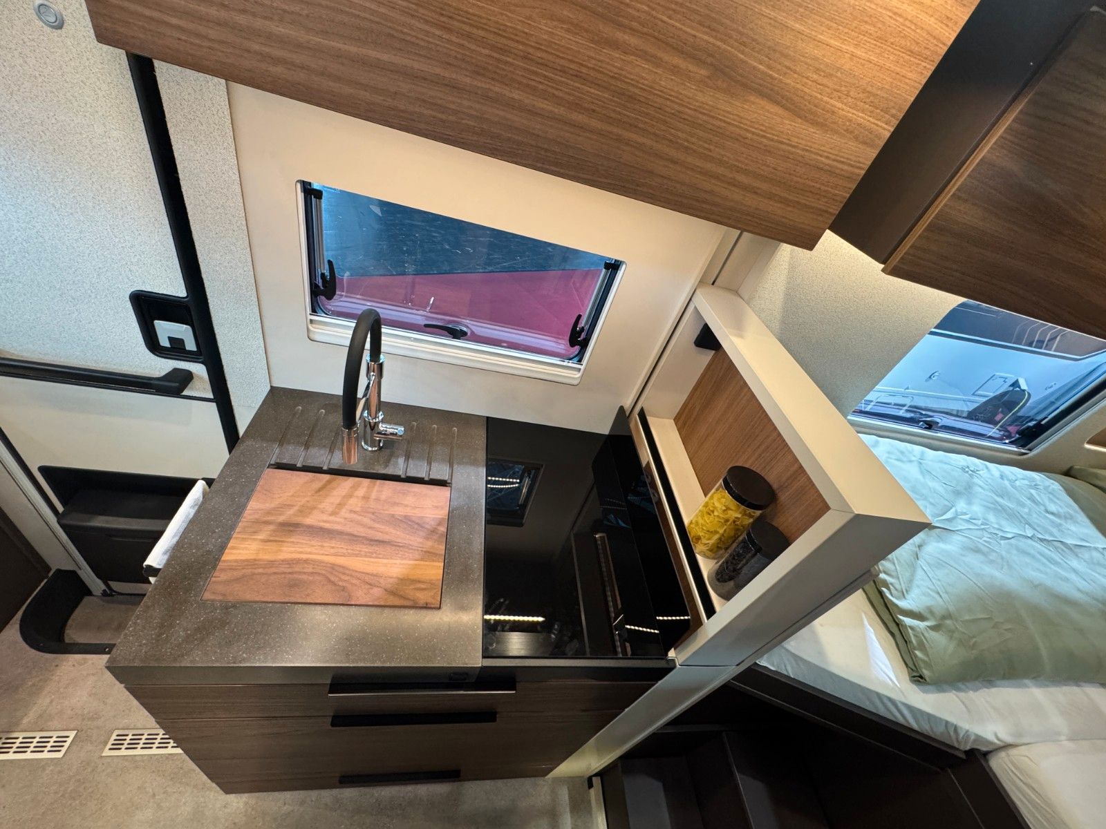 Fahrzeugabbildung Bürstner Signature SFT 7.0 NEUHEIT MODELL 2026!