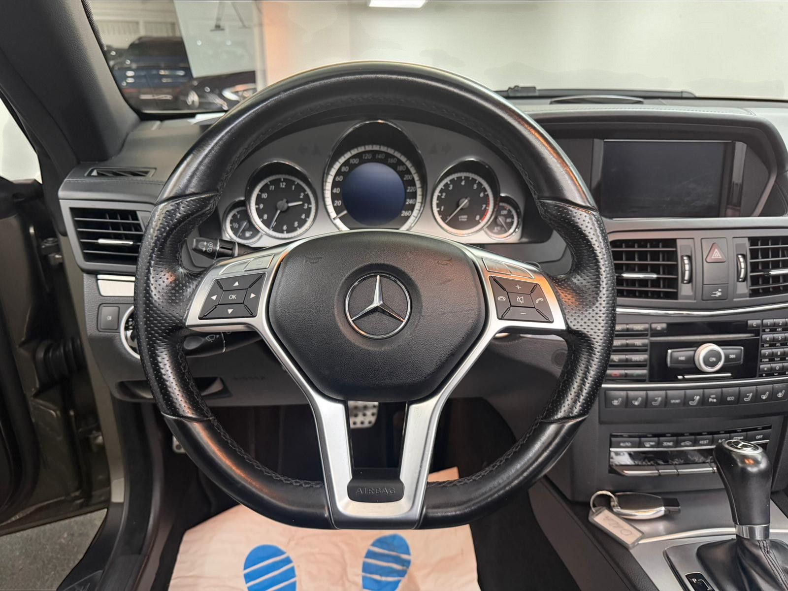 Mercedes-Benz E 500 CABRIO AMG - LINE*SCHECKHEFT*VOLL + SAUBER foto 25