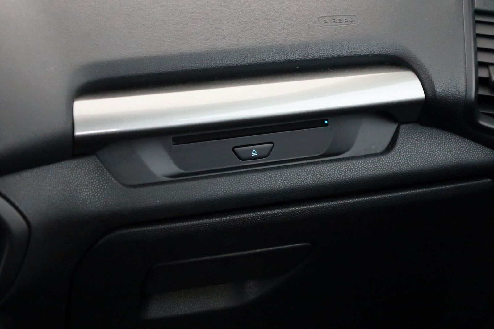 Fahrzeugabbildung Ford EcoSport Cool & Connect,Navi,Kamera,SR+WR