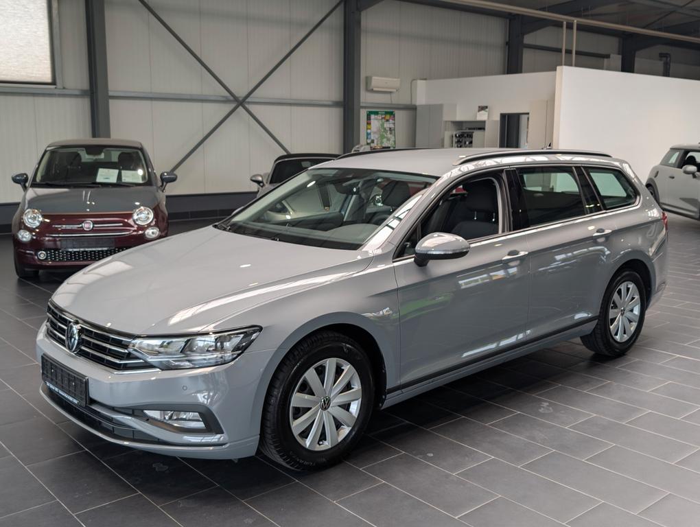 Volkswagen Passat Variant 15 TSI OPF DSG Conceptline 8fach 2022