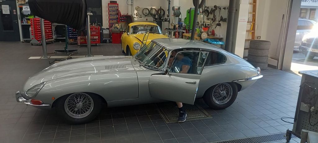 Jaguar E-Type
