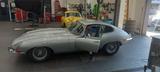 Jaguar E-Type/Matching Numbers - silberne Jaguar E-Type