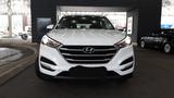 Hyundai Tucson blue 1.7 CRDi Classic 2WD Classic - Hyundai Tucson Classic mit Diesel-Antrieb