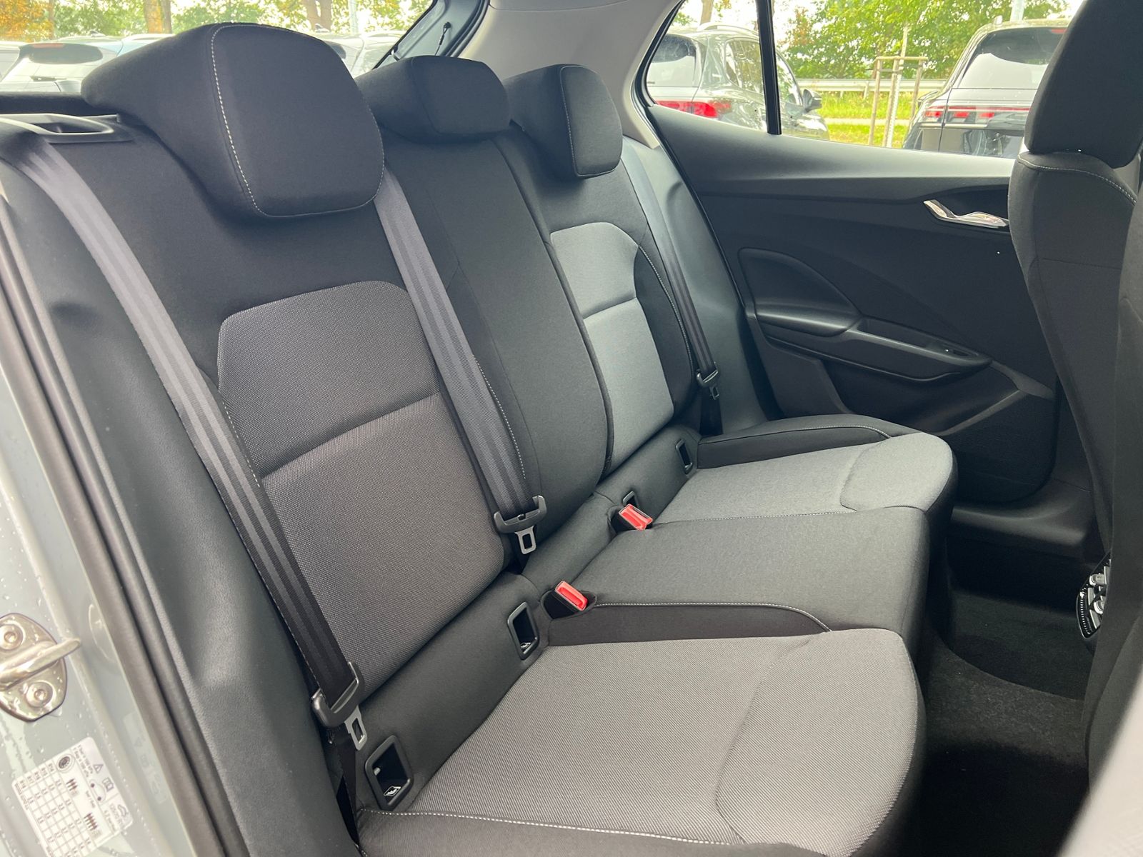 Fahrzeugabbildung SKODA Fabia IV Selection 1.0 MPI *LED, Climatronic, Si