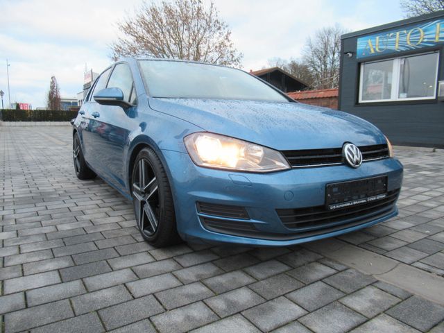 Volkswagen Golf VII Lim. Trendline BMT