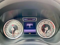 Fahrzeugabbildung Mercedes-Benz A 200 Urban KLIMA SHZ KAMERA PDC AHK ALLWETTER