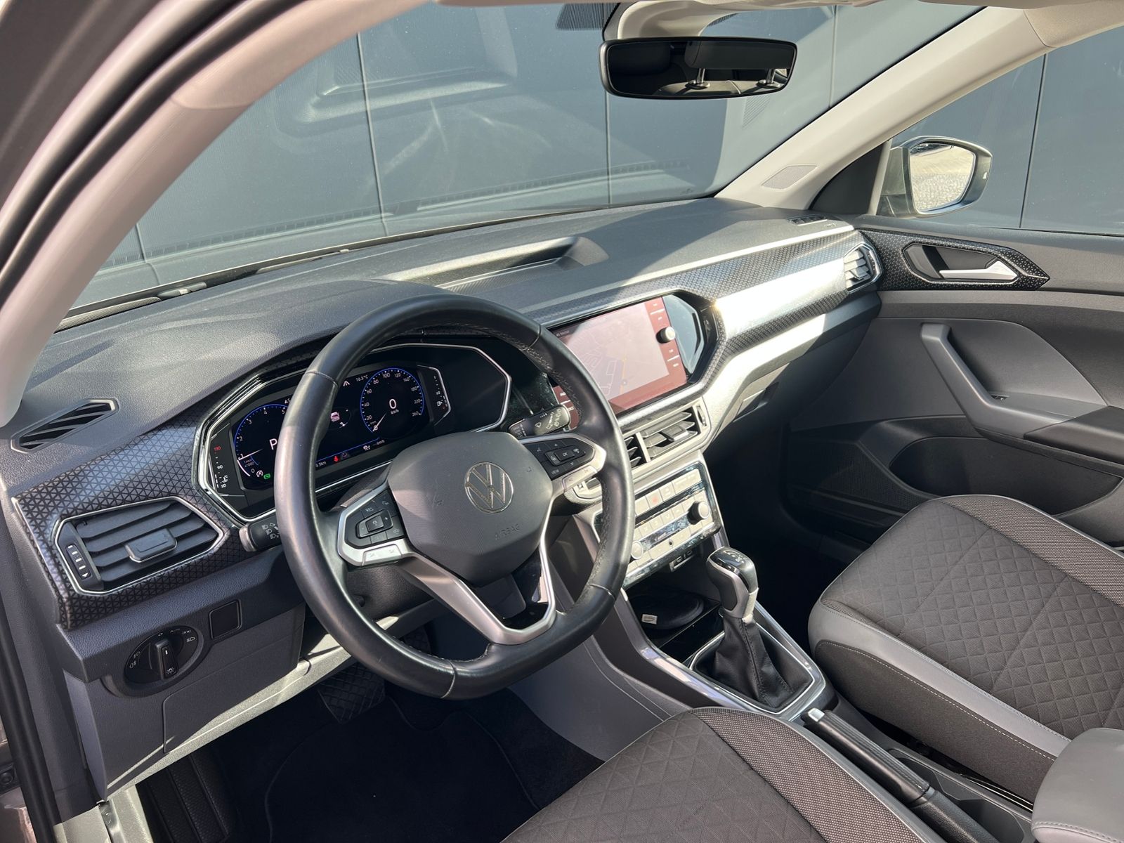 Fahrzeugabbildung Volkswagen T-Cross Style 1.5 TSI DSG *AHK, Navi, ACC, Rückf