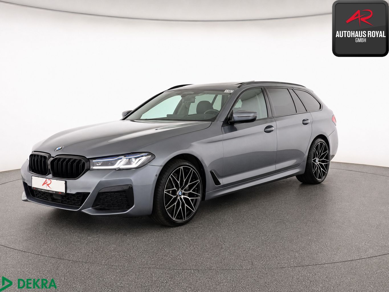 BMW 520 d T M SPORT 20Z PANO,LASER,HUD,ACC,TOTWINKEL