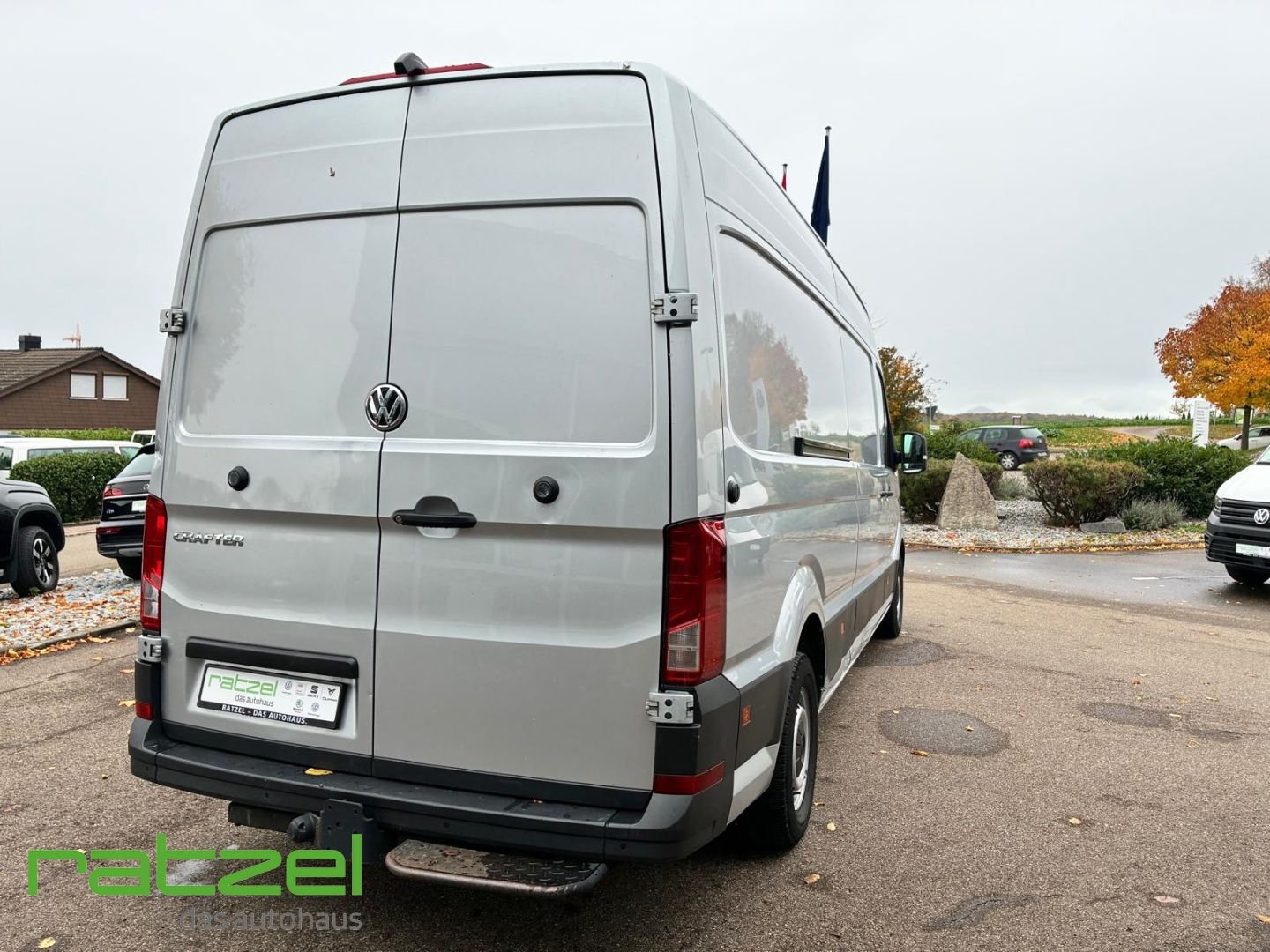 Fahrzeugabbildung Volkswagen Crafter lang Hochdach FWD Kasten 35 Apple CarPla