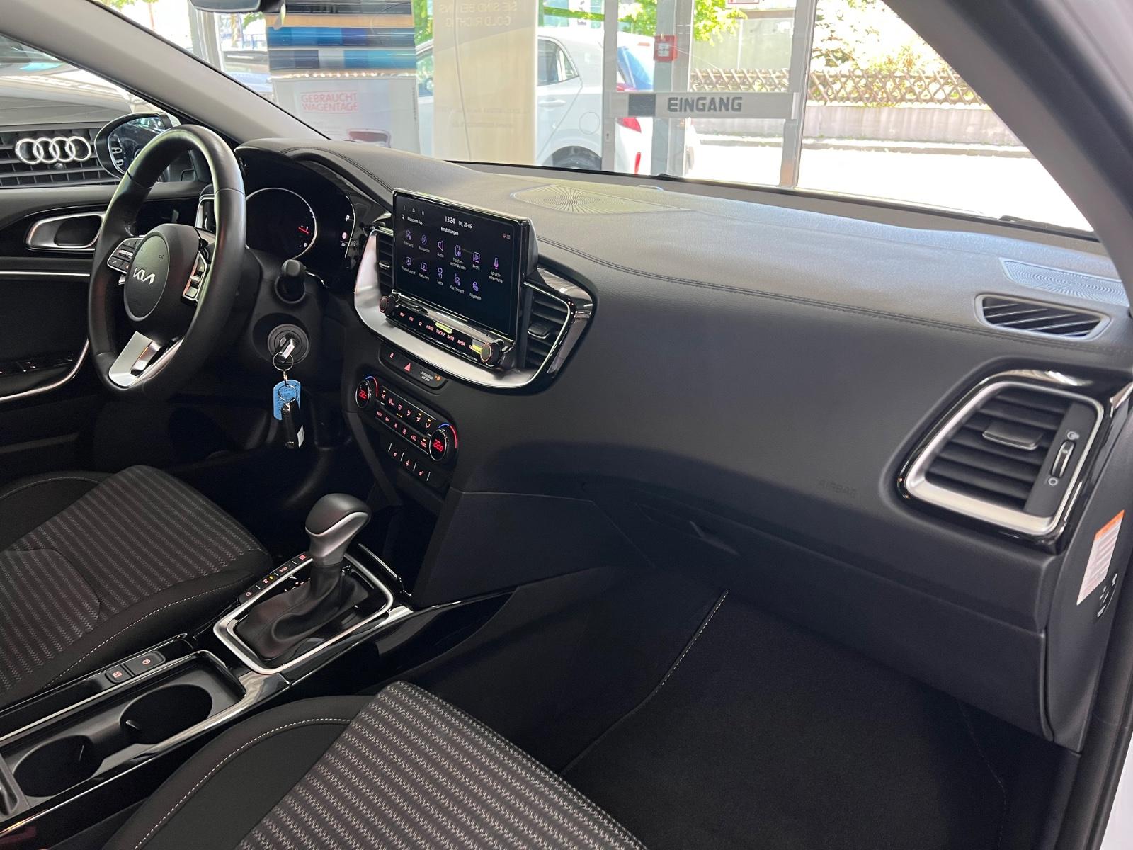 Kia Ceed Sportswagon 1.6 CRDI Vision KAM+Navi+Klima2