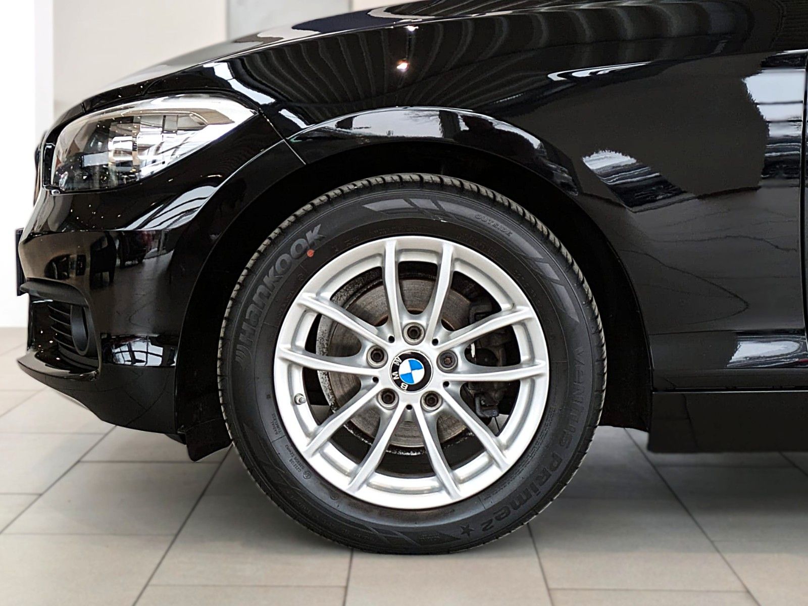 Fahrzeugabbildung BMW 116d 5 Trg KLIMAAUT NAVI SITZHZG PDC 1.HAND ALU