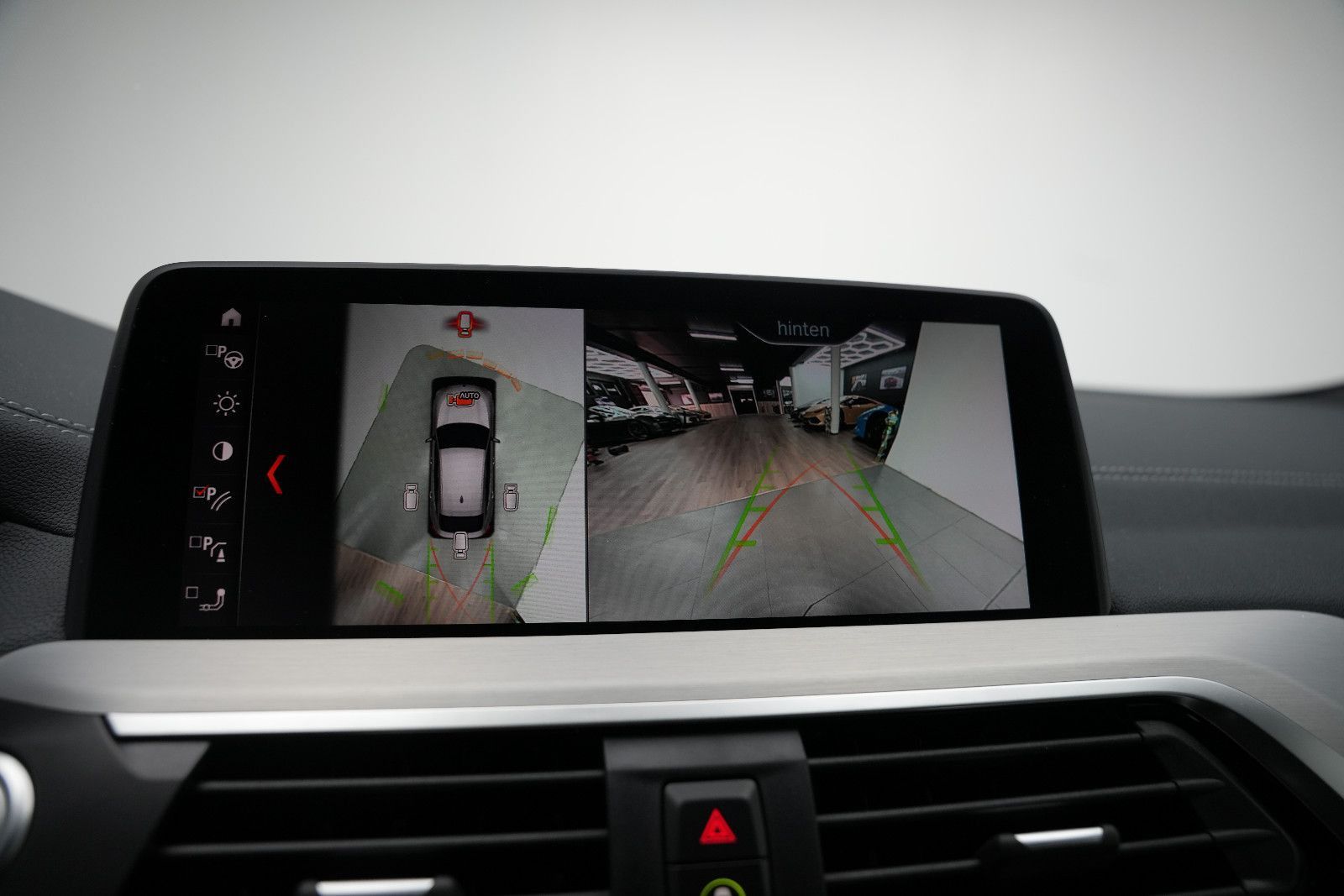 Fahrzeugabbildung BMW X4 M40 /HUD/LED/AHK/Leder/HUD/Ambiente/360°Cam/