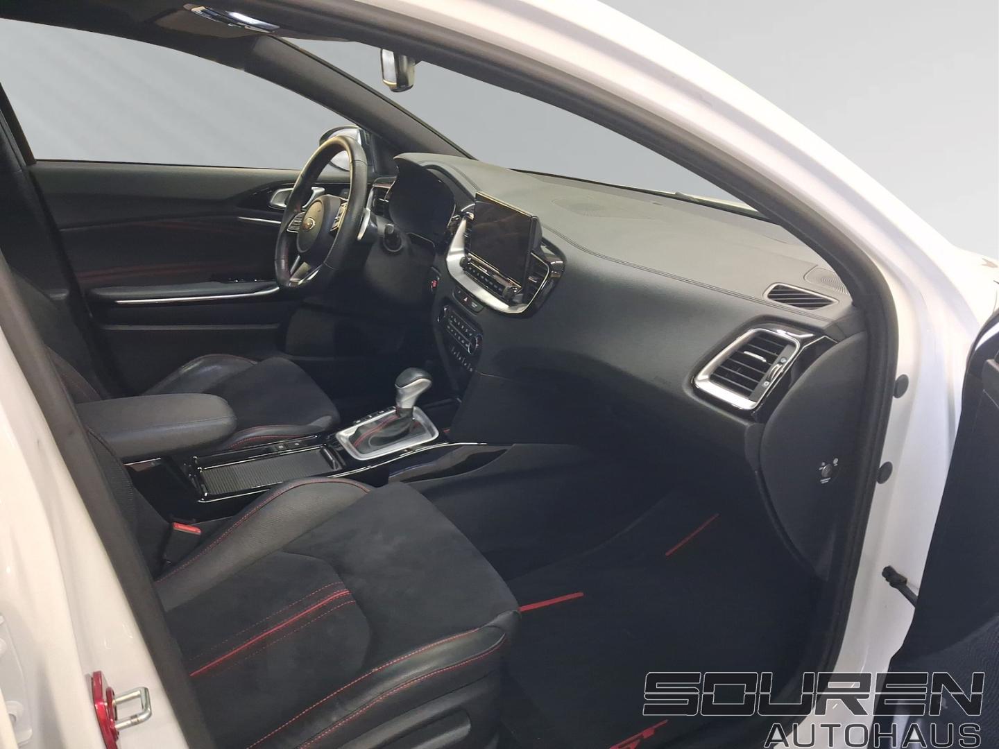Kia ProCeed GT 1.6T DCT PANORAMA KOMFORT-PAKET NAVI 