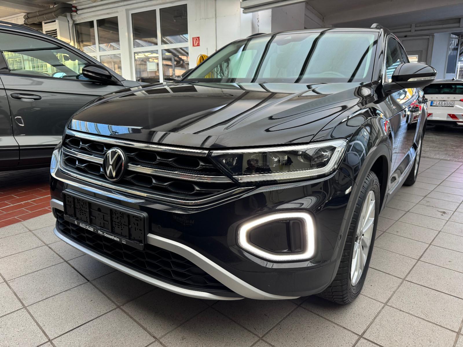 Volkswagen T-Roc 1.5 TSI DSG Style-Navi-DCC-Ganzjahresreife