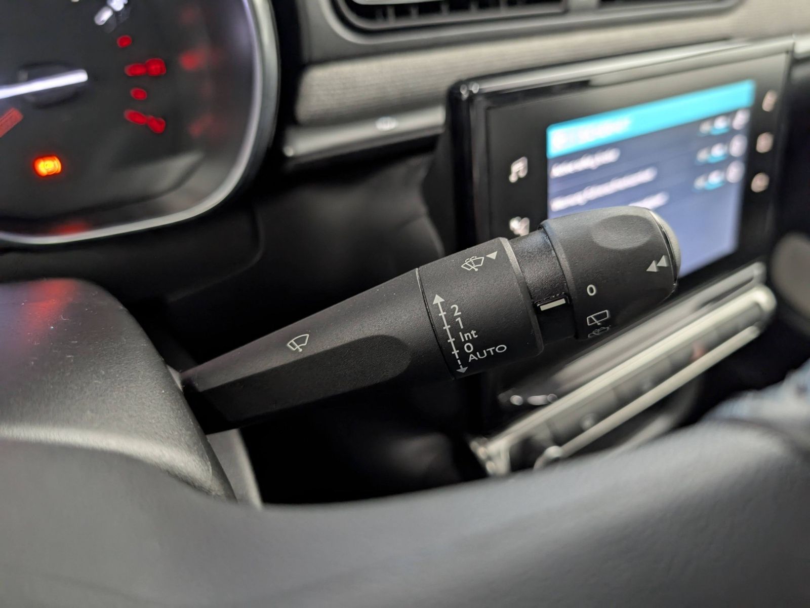 CITROEN C3  1.2 PureTech Shine Navi Pano NUR GEWERBE – Bild 32