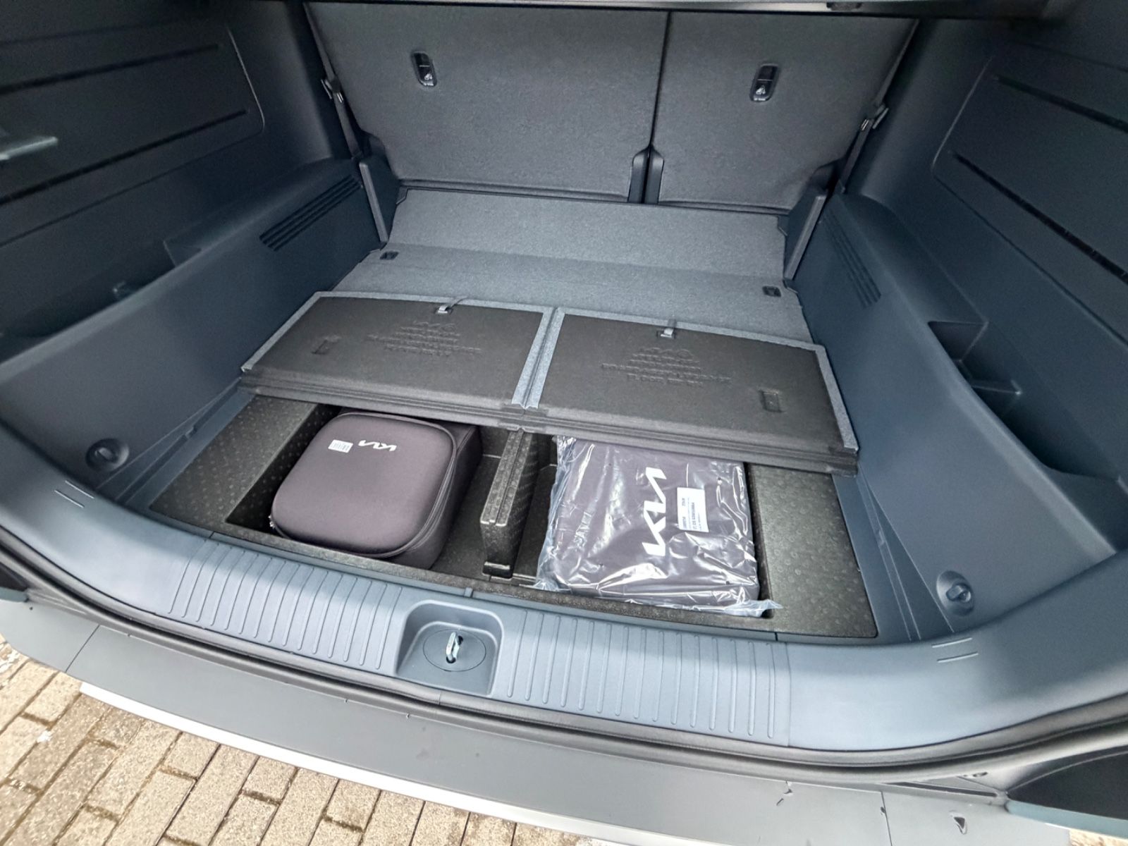 Fahrzeugabbildung Kia PV5 2-3-0 ELITE 71.2-kWh-Batterie