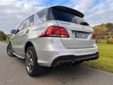 Mercedes-Benz GLE 400 4MATIC 9G-Tronic AMG 20Zoll Panorama - Mercedes-Benz GLE 400 von privat