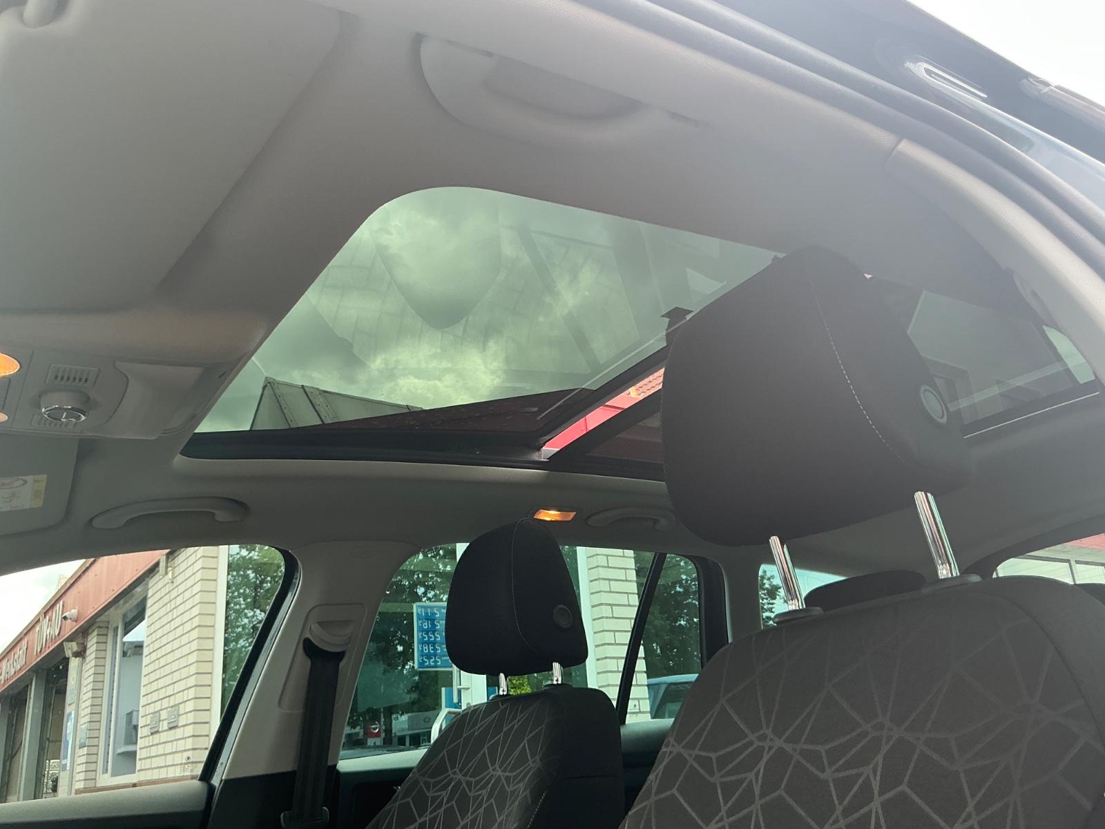 Skoda Octavia Combi Ambition 1.8 TSI SHZ BT PDC NAVI
