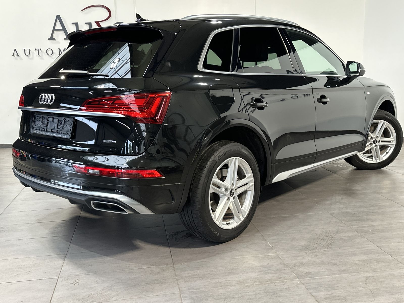 Fahrzeugabbildung Audi Q5 40 TDI Qu S-Line NAV+LED+AHK+VCOCK+KAM+19ZOLL
