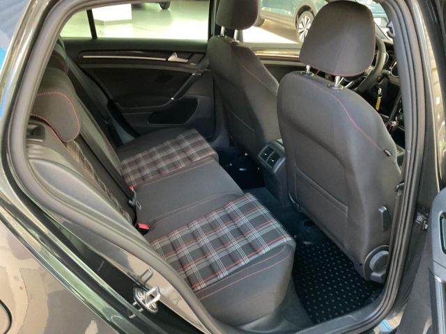 Golf VII 2.0 GTI Navi*Tempomat*DriveSelect*BT