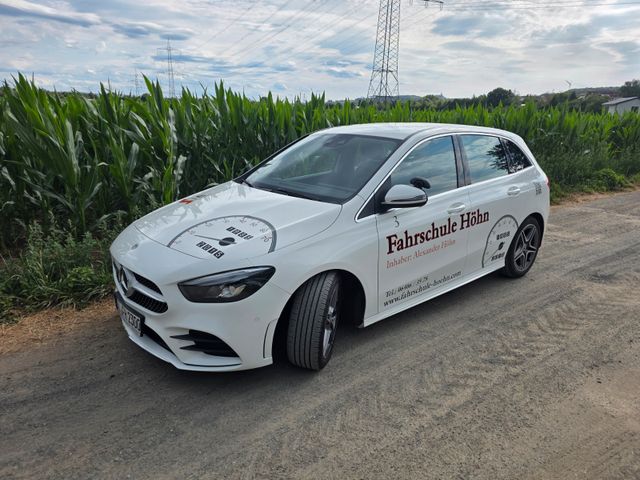 MERCEDES-BENZ B 180 - Fahrschulwagen