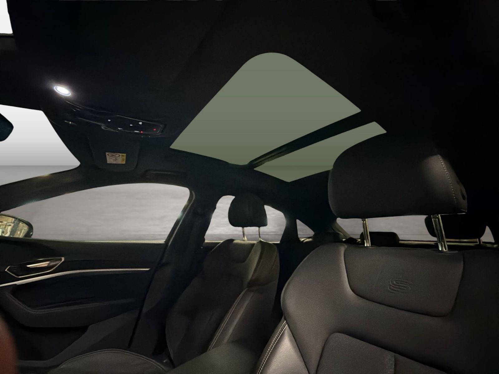 Audi Q8 e-tron - Bild 20