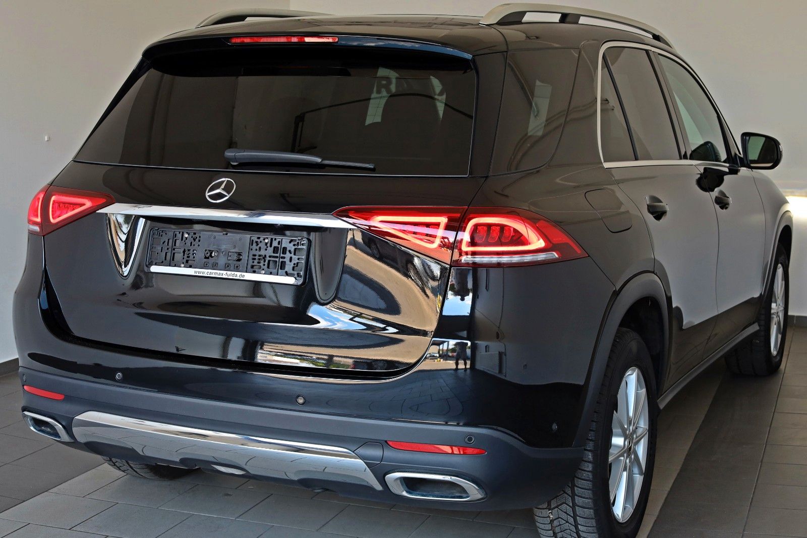 Fahrzeugabbildung Mercedes-Benz GLE 300 d 4Matic,Leder,Navi,LED,Kamera,Pano,AHK