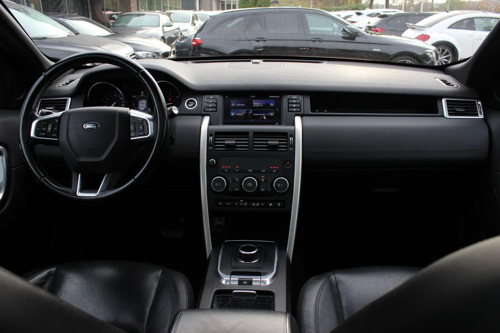 Land Rover Discovery Sport 2.0 TD4 HSE / Trekhaak / Panoram