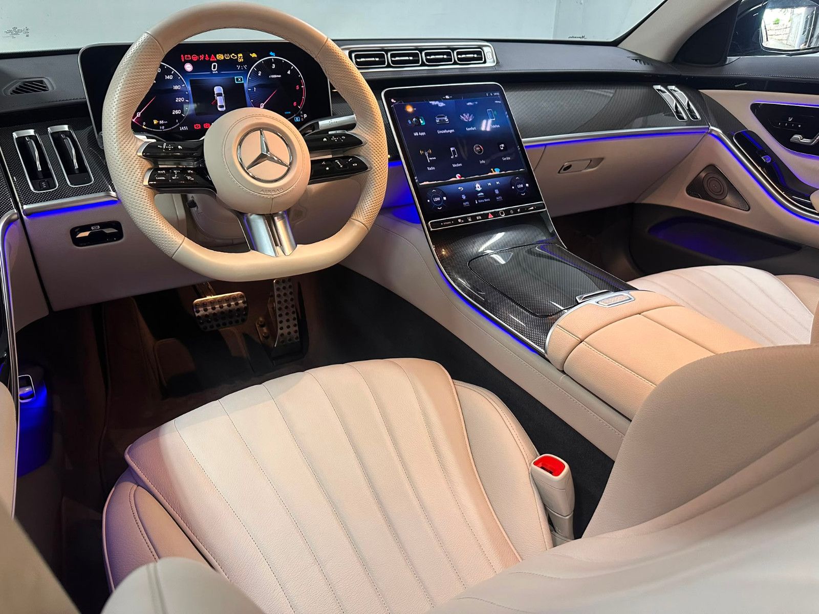 Fahrzeugabbildung Mercedes-Benz S 350 d AMG-LINE *PANO*HEADUP*3D*KEYGO*