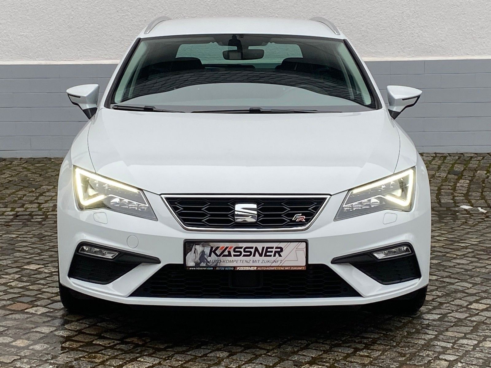 Fahrzeugabbildung SEAT Leon ST FR 1,5 TSI *Standheizung