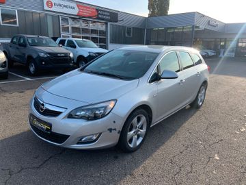 Bild 2 Opel Astra J Sports Tourer Sport Scheckheft Lückenlos