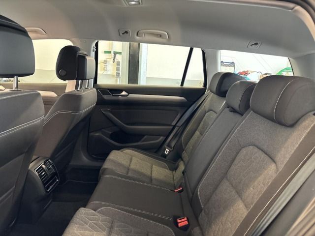Volkswagen Passat - Bild 5