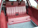 Mercedes-Benz 200TD S124 rot 7 Sitzer Taxicode - Mercedes-Benz aus 1991 mit Diesel-Antrieb