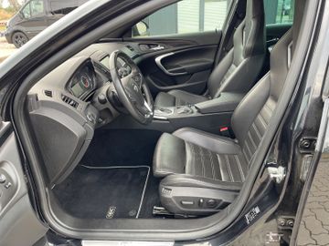 Opel Insignia - 10