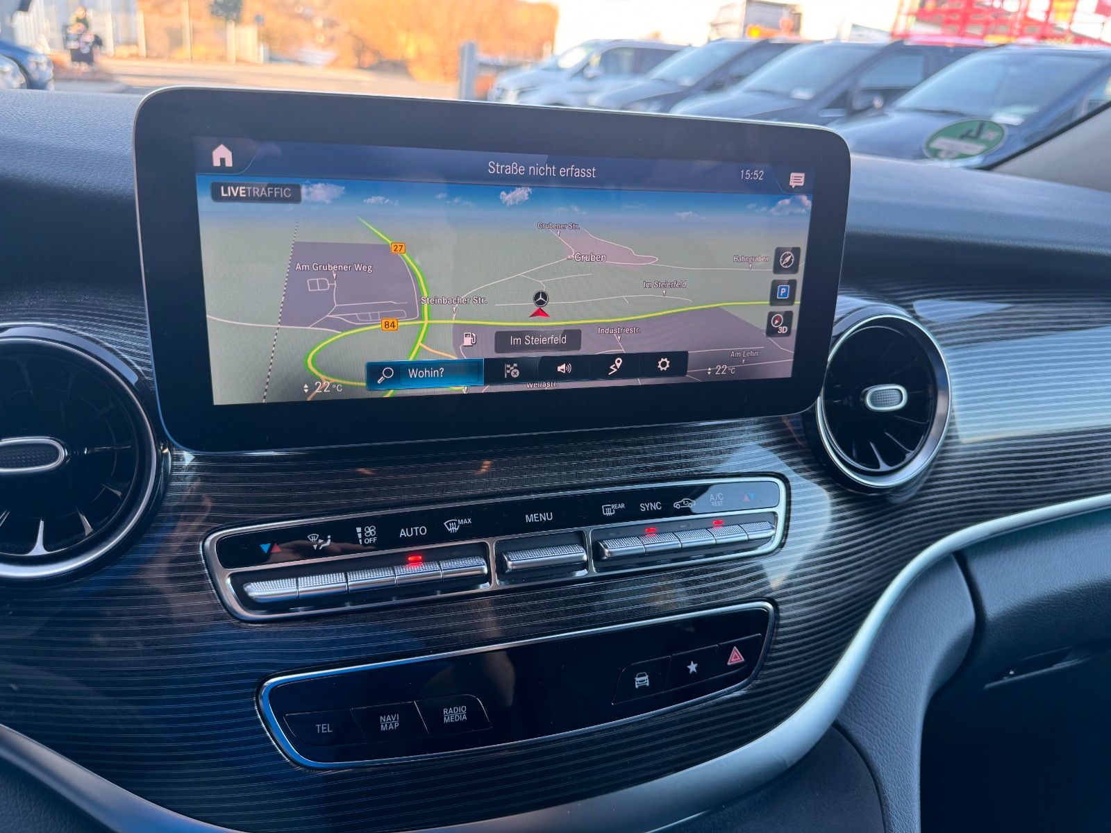 Fahrzeugabbildung Mercedes-Benz V 300 d AVA DISTRONIC AHK2,5to 360Kamera