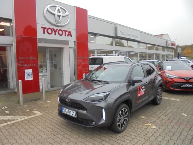 Toyota Yaris Cross 1.5 Hybrid Team D - Winter & Safety!