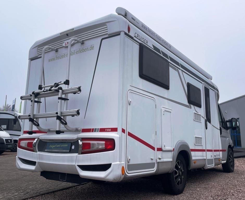 Fahrzeug Übersicht 4 Fahrzeugabbildung LMC Cruiser V 646 G beschädigt/HÄNDLER UND GEWERBE