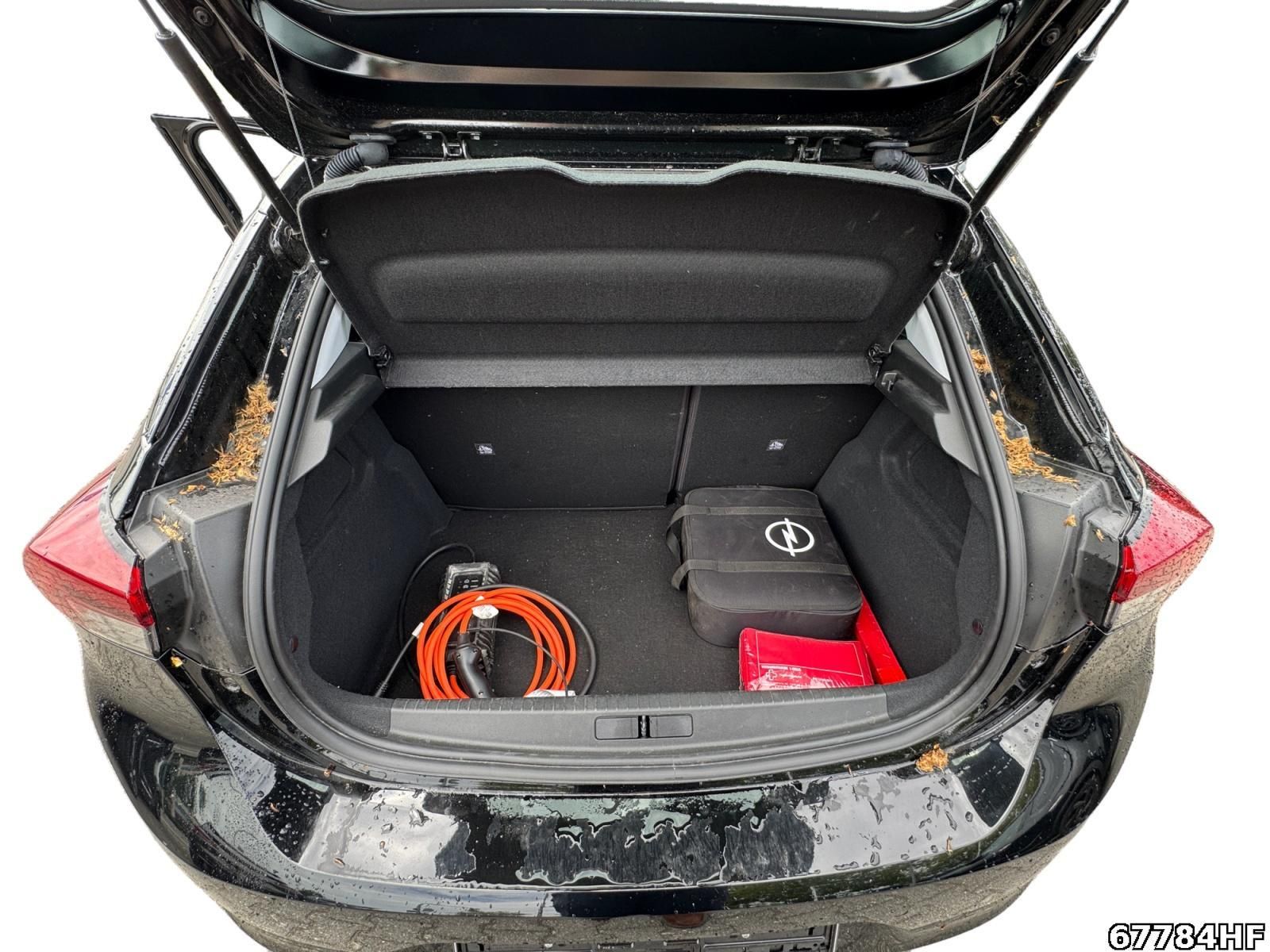 Fahrzeugabbildung Opel Corsa F -e Edition