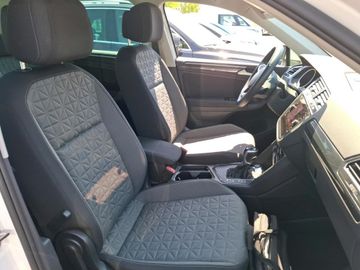 Volkswagen Tiguan - 9