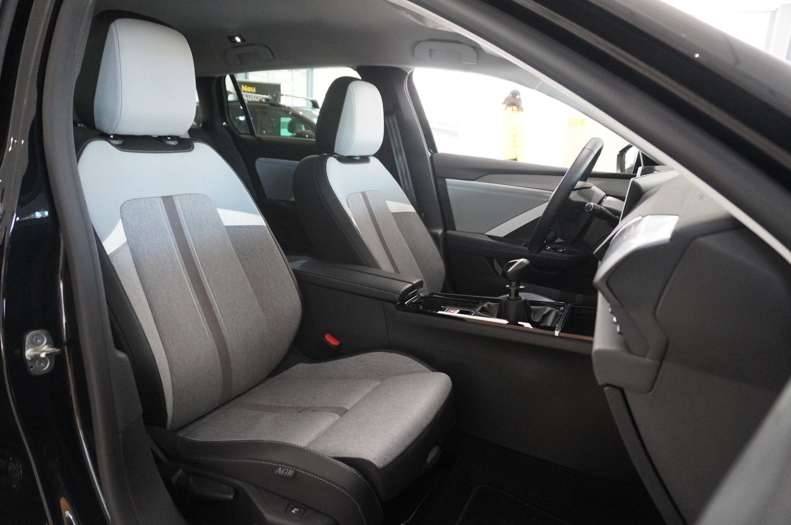 Fahrzeugabbildung Opel Astra L ST 1.5D ELEGANCE NAVI/LED/KAMERA/ACC/DAB