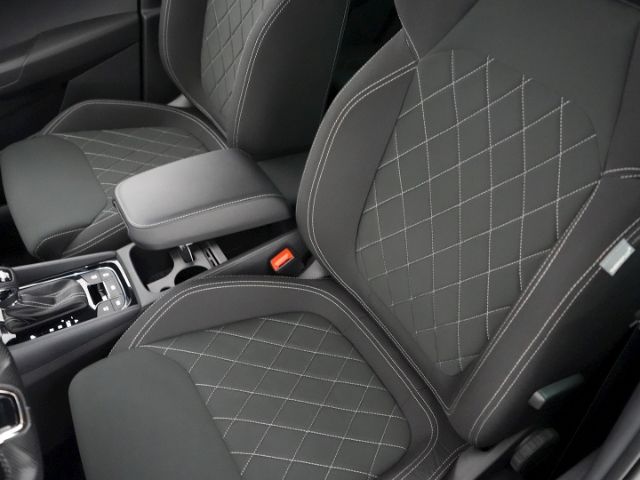 Karoq SPORTLINE TDI DSG 4x4+AHK+NAVI+SITZ-/LENKR